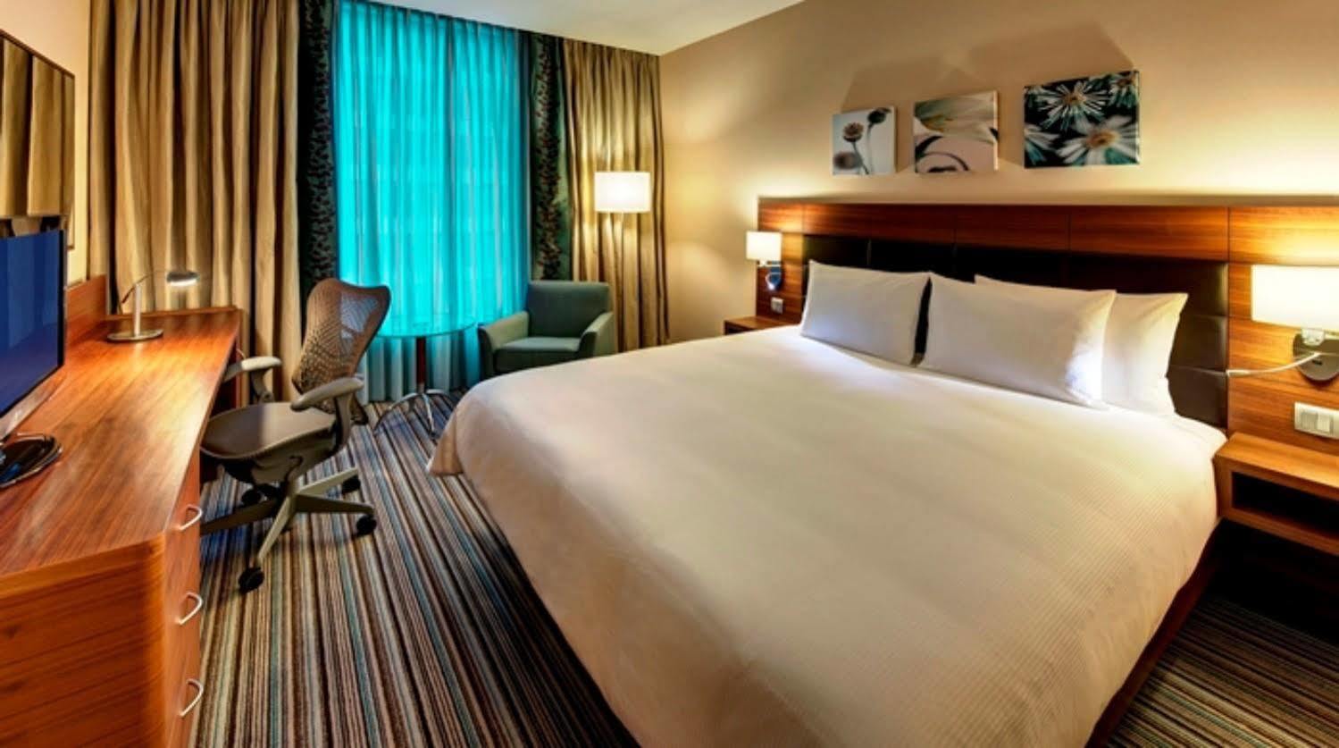 Hilton Garden Inn Guiyang Yunyan Dış mekan fotoğraf